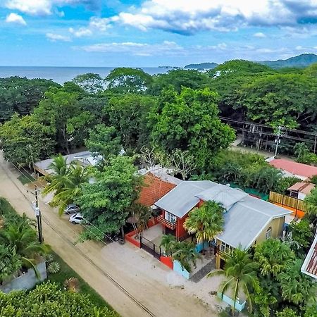 Nicely Priced Duplex In Surfside With Private Pool And Ac In Every Room Potrero  Ngoại thất bức ảnh