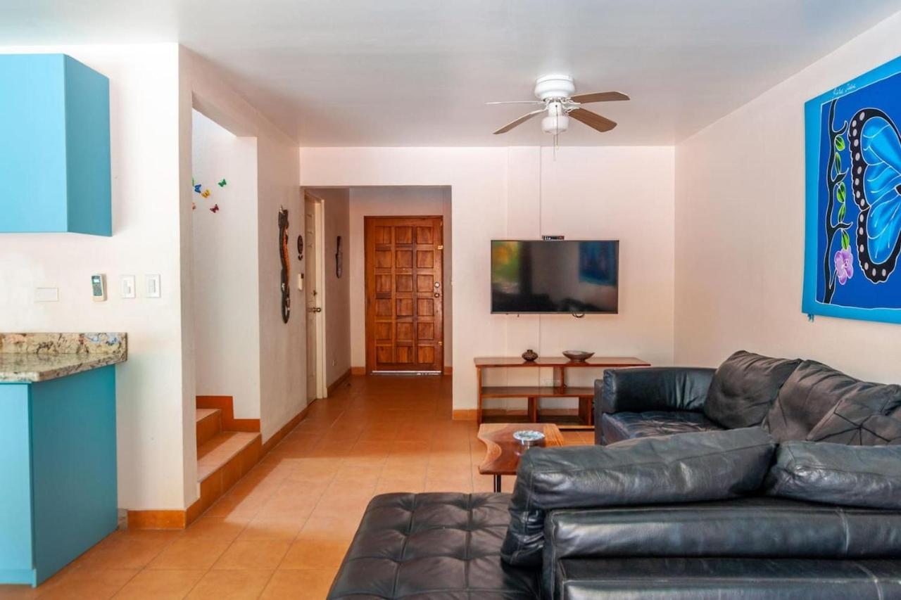 Nicely Priced Duplex In Surfside With Private Pool And Ac In Every Room Potrero  Ngoại thất bức ảnh